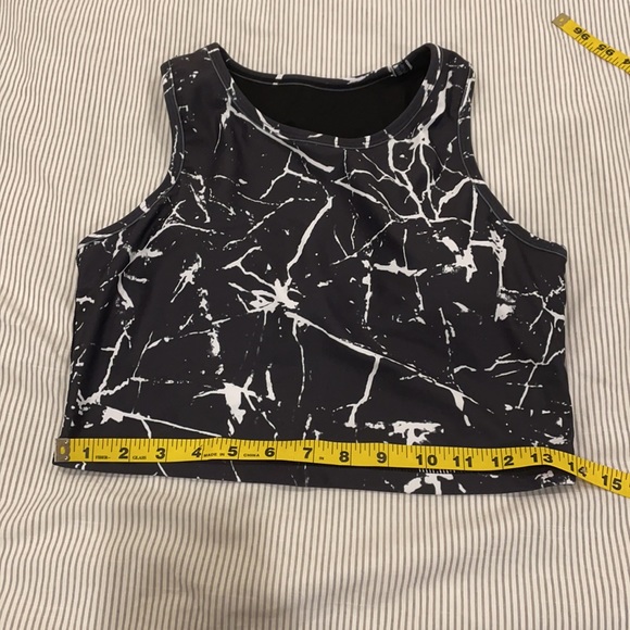 Assorted crop sports bras x 3 - Picture 14 of 15